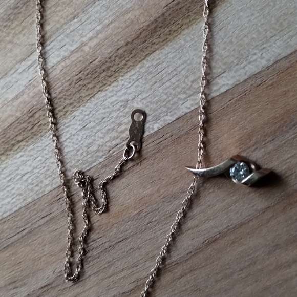 14k Natural Diamond Necklace - Picture 5 of 11